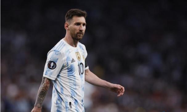 因抢跳被取消比赛资格，孙杨回应……